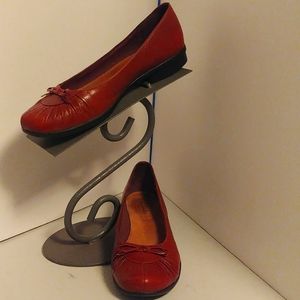 Women's Clarks Shoes sz 8 M Leather uppers Brown